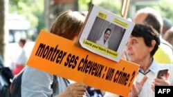 Manifestación frente a embajada iraní en Francia. (Francois Guillot/AFP).