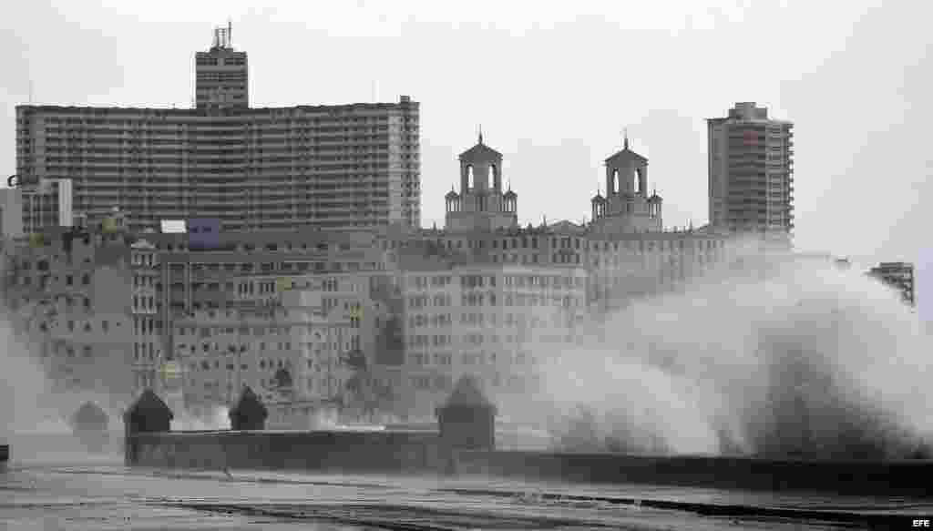 Paso del huracán Irma por Cuba